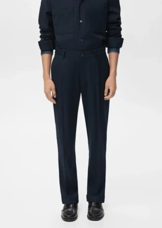 Spodnie z plisami o regularnym kroju Spodnie z plisami o regularnym kroju