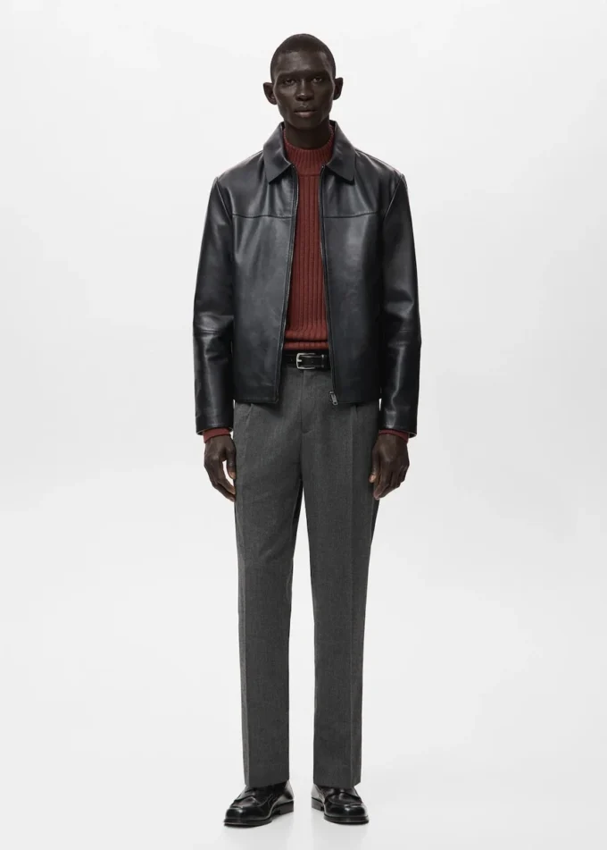 Spodnie z plisami o regularnym kroju Spodnie z plisami o regularnym kroju