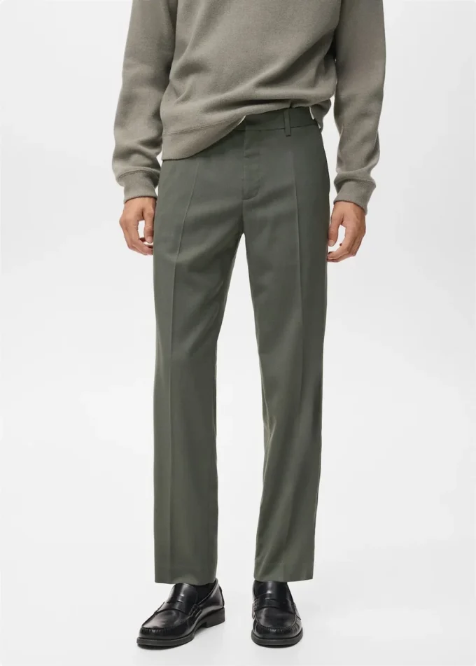 Spodnie z zakładkami o regularnym kroju Spodnie z zakładkami o regularnym kroju