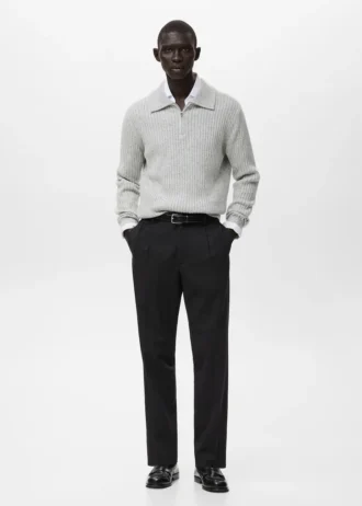 Spodnie z zakładkami o regularnym kroju Spodnie z zakładkami o regularnym kroju