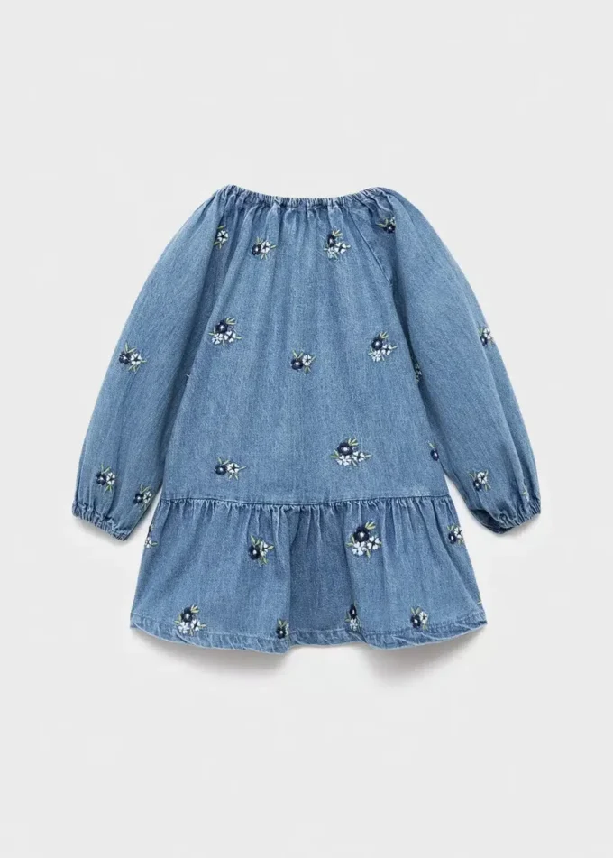 Sukienka dżinsowa z haftowanym kwiatem