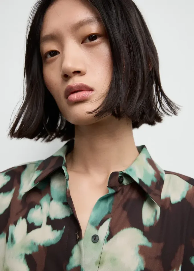 Sukienka koszulowa z nadrukiem i paskiem Sukienka koszulowa z nadrukiem i paskiem