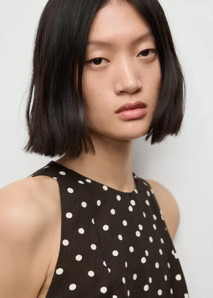 Sukienka o kroju litery A w kropki