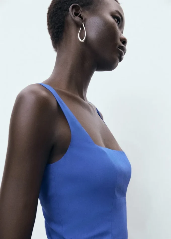 Sukienka z bawełny z rozkloszowanym dołem Sukienka z bawełny z rozkloszowanym dołem