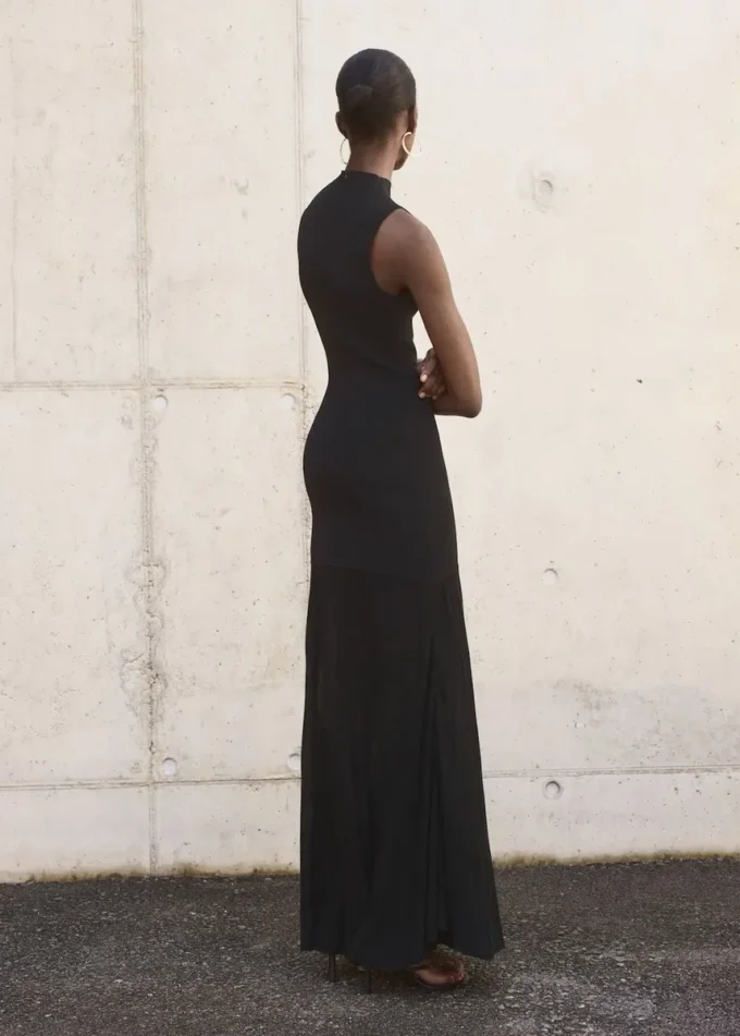 Sukienka z kołnierzem typu perkins Sukienka z kołnierzem typu perkins