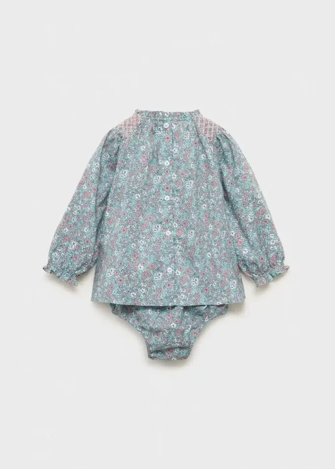 Sukienka z nadrukiem i osłonka na pieluchę Sukienka z nadrukiem i osłonka na pieluchę