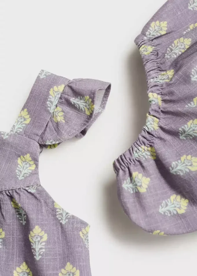 Sukienka z nadrukiem i osłonka na pieluchę Sukienka z nadrukiem i osłonka na pieluchę