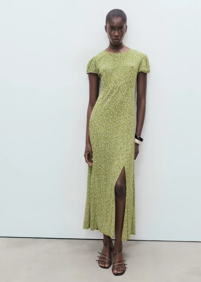 Sukienka z nadrukiem i rozcięciem z boku Sukienka z nadrukiem i rozcięciem z boku