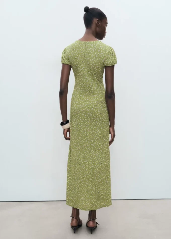 Sukienka z nadrukiem i rozcięciem z boku Sukienka z nadrukiem i rozcięciem z boku