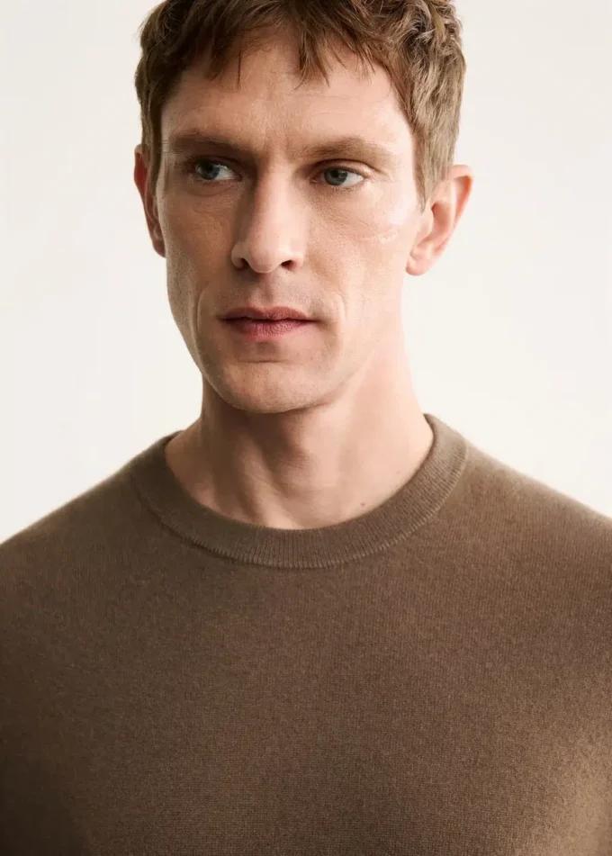 Sweter o regularnym kroju, 100% kaszmir Sweter o regularnym kroju, 100% kaszmir