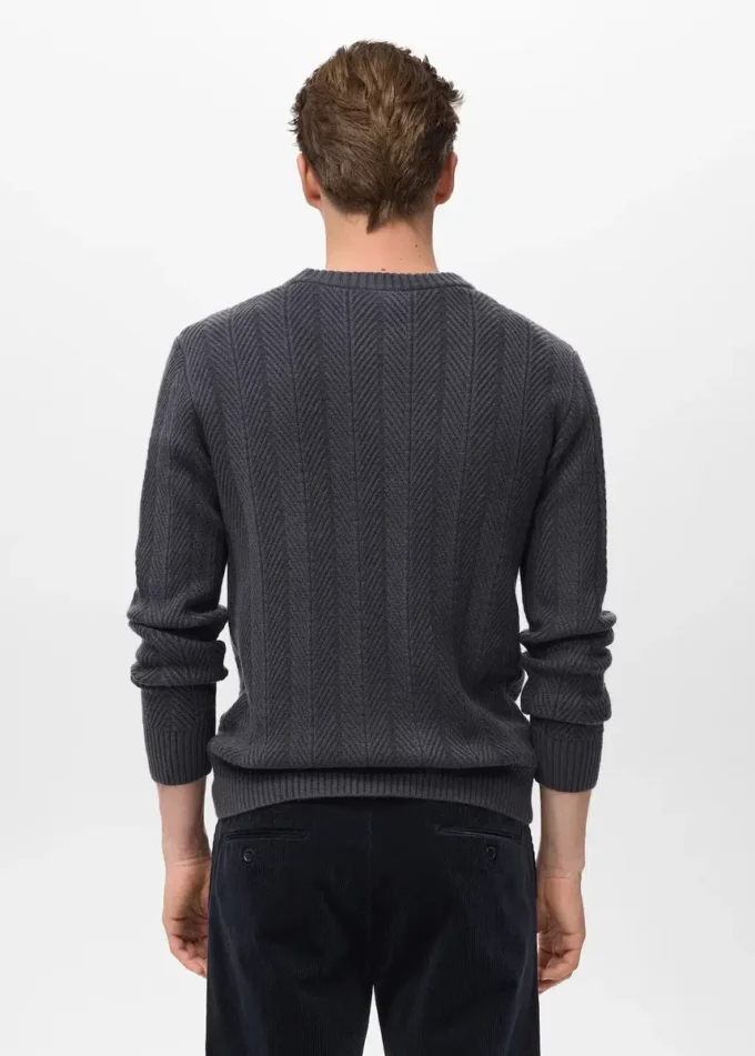 Sweter o strukturze w jodełkę Sweter o strukturze w jodełkę