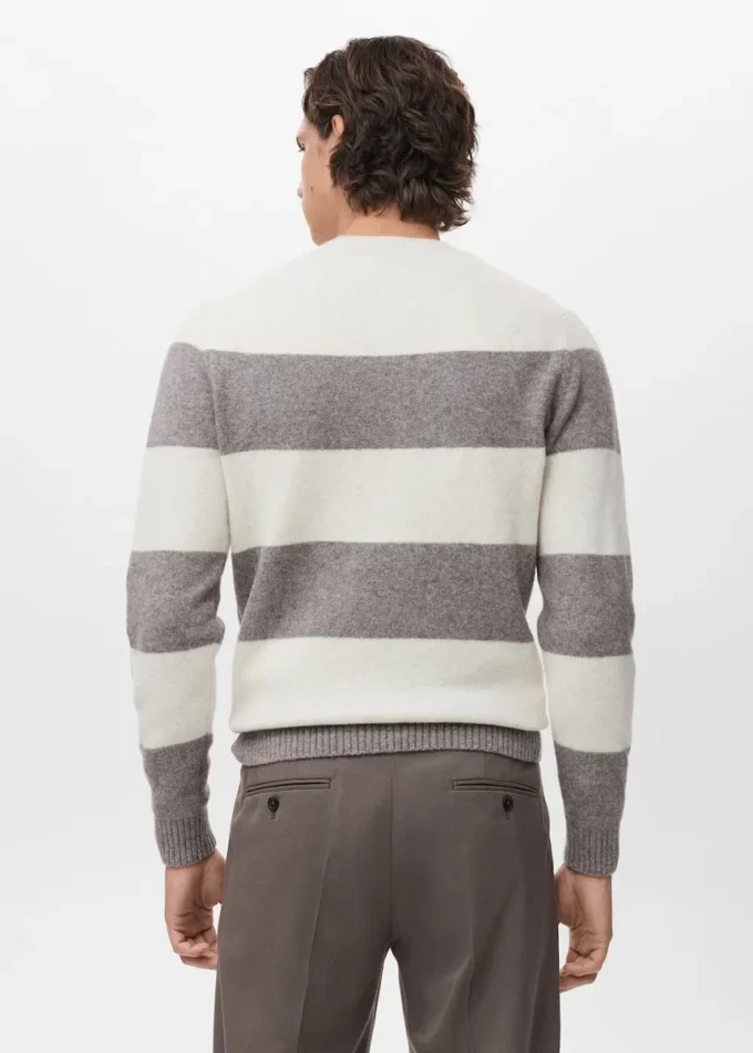Sweter w paski z mieszanki wełny Sweter w paski z mieszanki wełny
