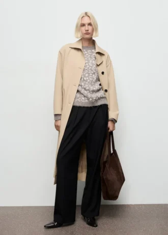 Sweter w zwierzęcy wzór Sweter w zwierzęcy wzór