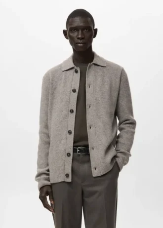 Sweter z dzianiny prążkowanej