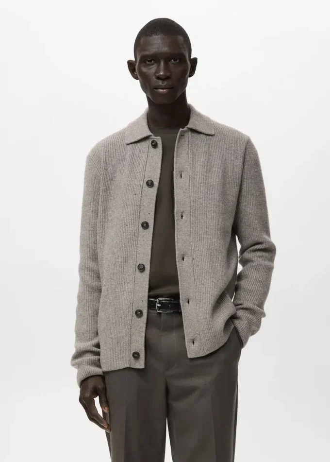 Sweter z dzianiny prążkowanej Sweter z dzianiny prążkowanej