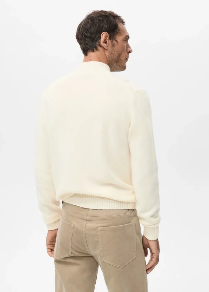 Sweter z dzianiny ze 100% włoskiej wełny Sweter z dzianiny ze 100% włoskiej wełny