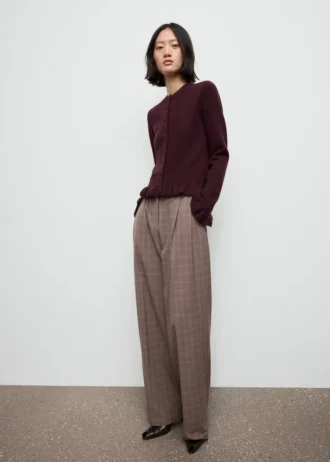 Sweter z falbanami Sweter z falbanami