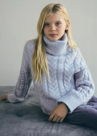 Sweter z golfem Sweter z golfem