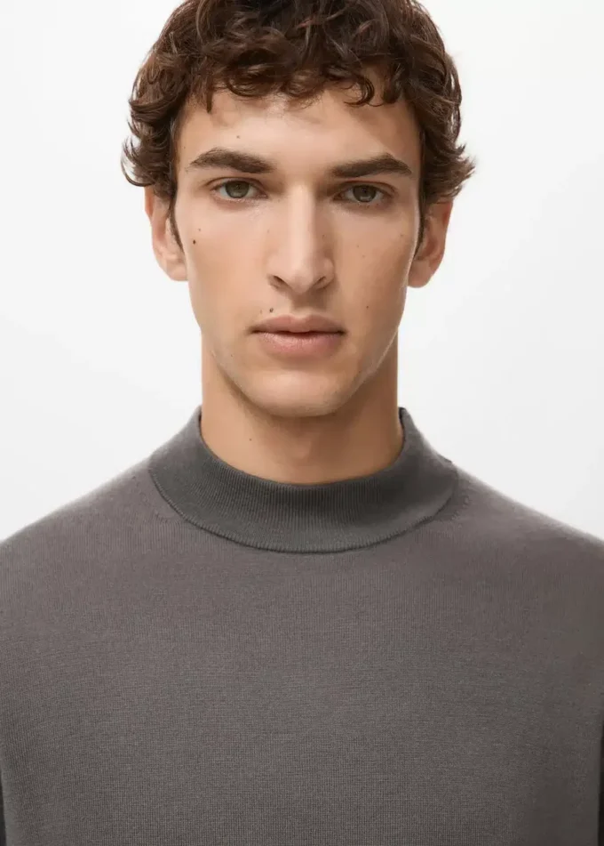 Sweter z golfem, 100% wełna Sweter z golfem, 100% wełna