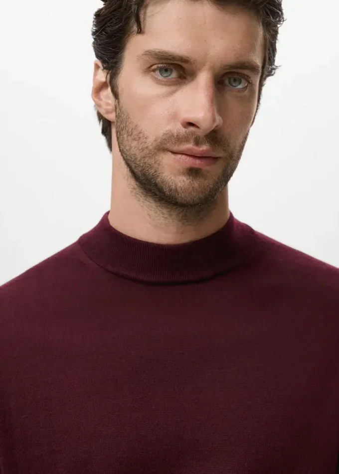 Sweter z golfem, 100% wełna merynosowa Sweter z golfem, 100% wełna merynosowa