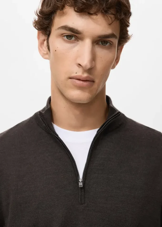 Sweter z zamkiem pod szyją, 100% wełna merynosowa Sweter z zamkiem pod szyją, 100% wełna merynosowa