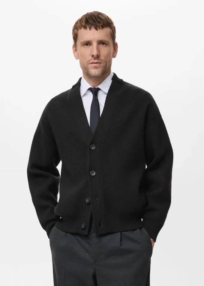 Swobodny kardigan z dzianiny Swobodny kardigan z dzianiny