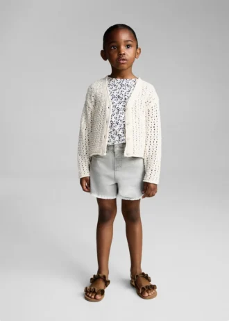 Szorty jeansowe z postrzępionym brzegiem