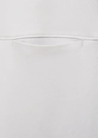 T-shirt z kieszenią i detalami szwów T-shirt z kieszenią i detalami szwów