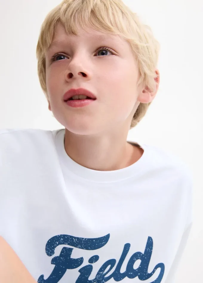 T-shirt z nadrukiem i krótkimi rękawami T-shirt z nadrukiem i krótkimi rękawami