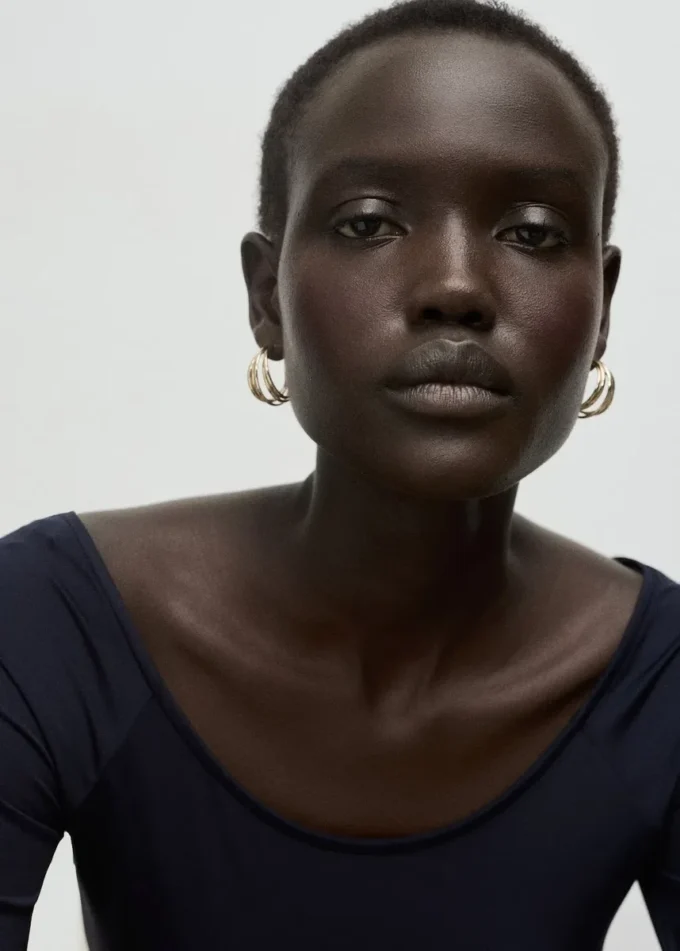 T-shirt z rękawami o długości 3/4 T-shirt z rękawami o długości 3/4