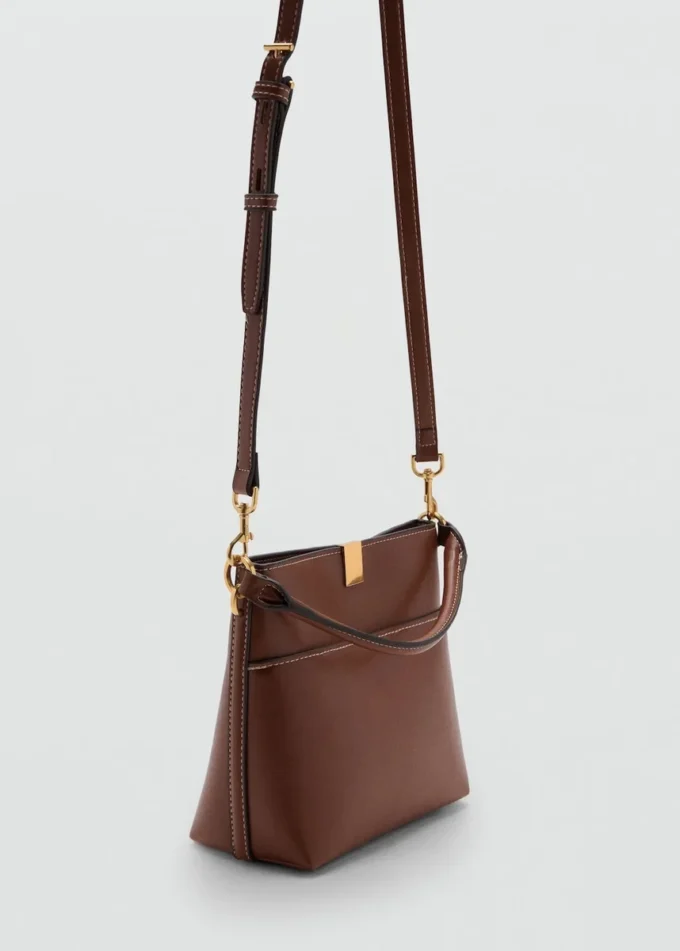 Torba typu bucket z metalowymi detalami Torba typu bucket z metalowymi detalami