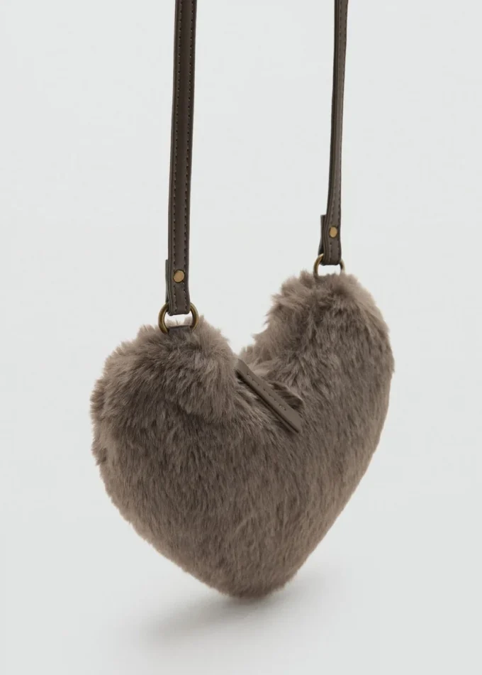 Torebka z imitacji futra w kształcie serca Torebka z imitacji futra w kształcie serca
