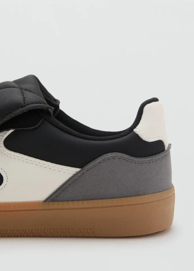 Trampki z podwiniętym językiem Trampki z podwiniętym językiem