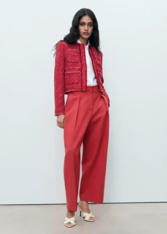 Tweedowa marynarka z postrzępionymi końcami