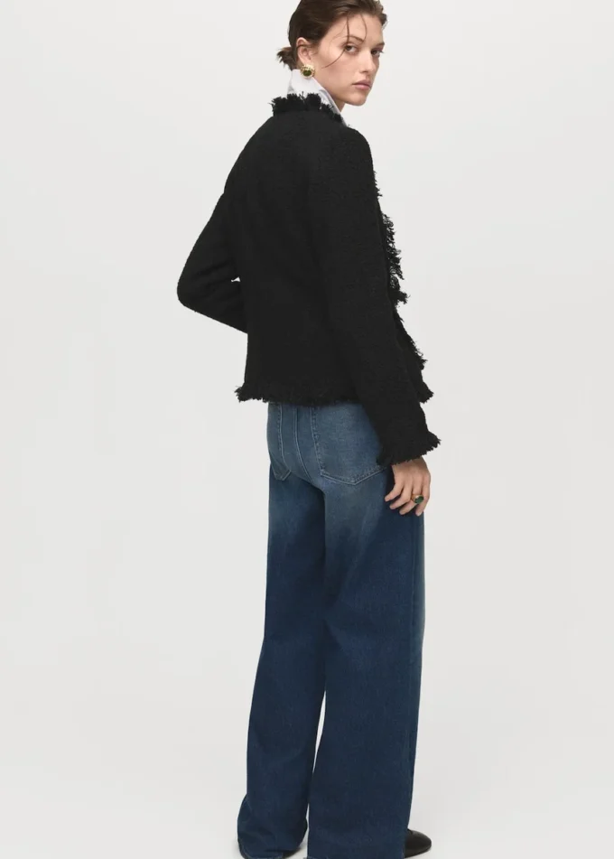 Tweedowa marynarka z postrzępionymi końcami Tweedowa marynarka z postrzępionymi końcami