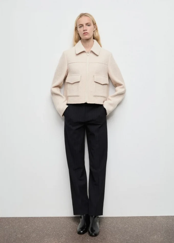 Wełniana kurtka z kieszeniami Wełniana kurtka z kieszeniami