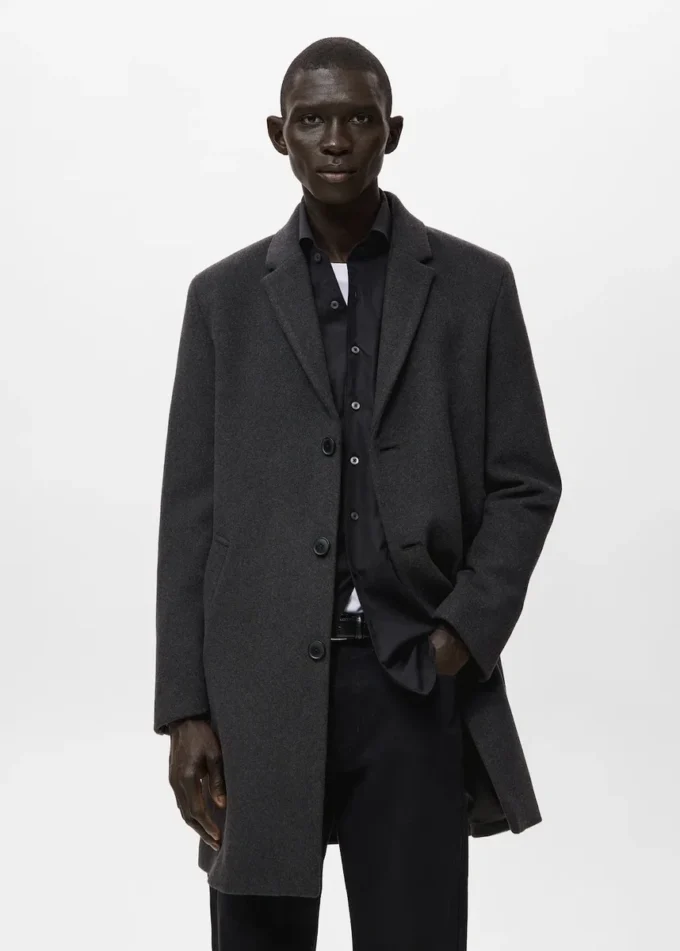 Wełniany płaszcz z odpinanym kołnierzem wewnętrznym Wełniany płaszcz z odpinanym kołnierzem wewnętrznym