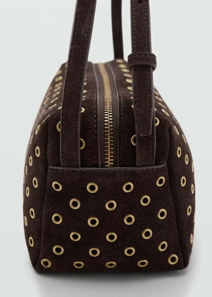 Zamszowa torba na ramię z oczkami Zamszowa torba na ramię z oczkami