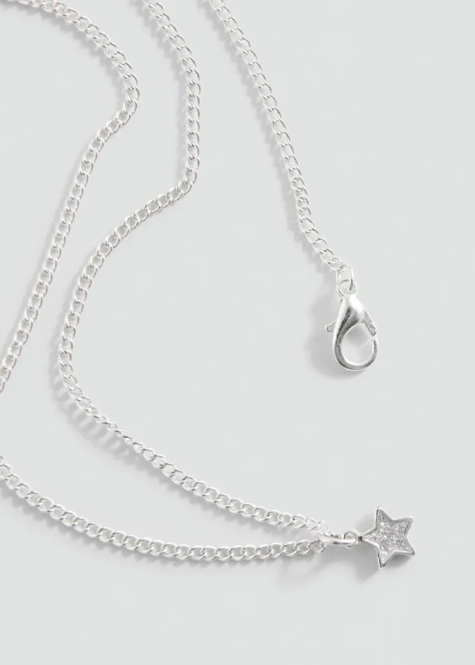 Zestaw naszyjnika, kolczyków i pierścionka Zestaw naszyjnika, kolczyków i pierścionka