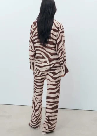 Zwiewna koszula w zebry